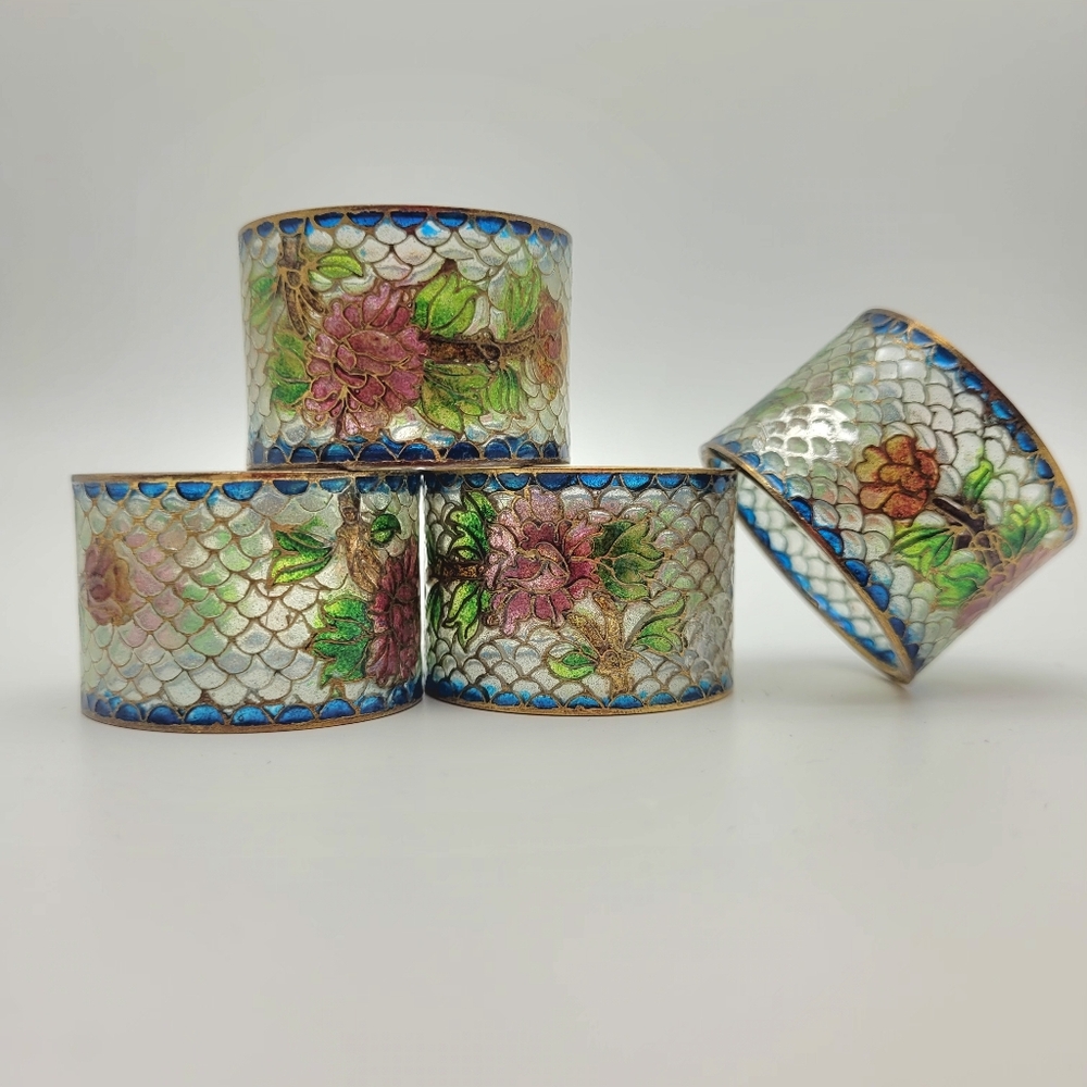 4 Vintage Chinese Plique-a-Jour Napkin Rings Cloisonne On Glass Boxed Set